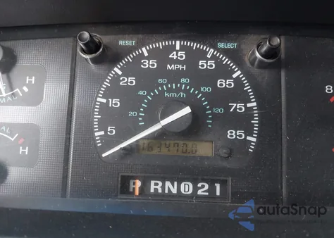 1992 Ford Econoline E150 Van z USA, uszkodzony, nr VIN 1FDEE14H1NHA39018